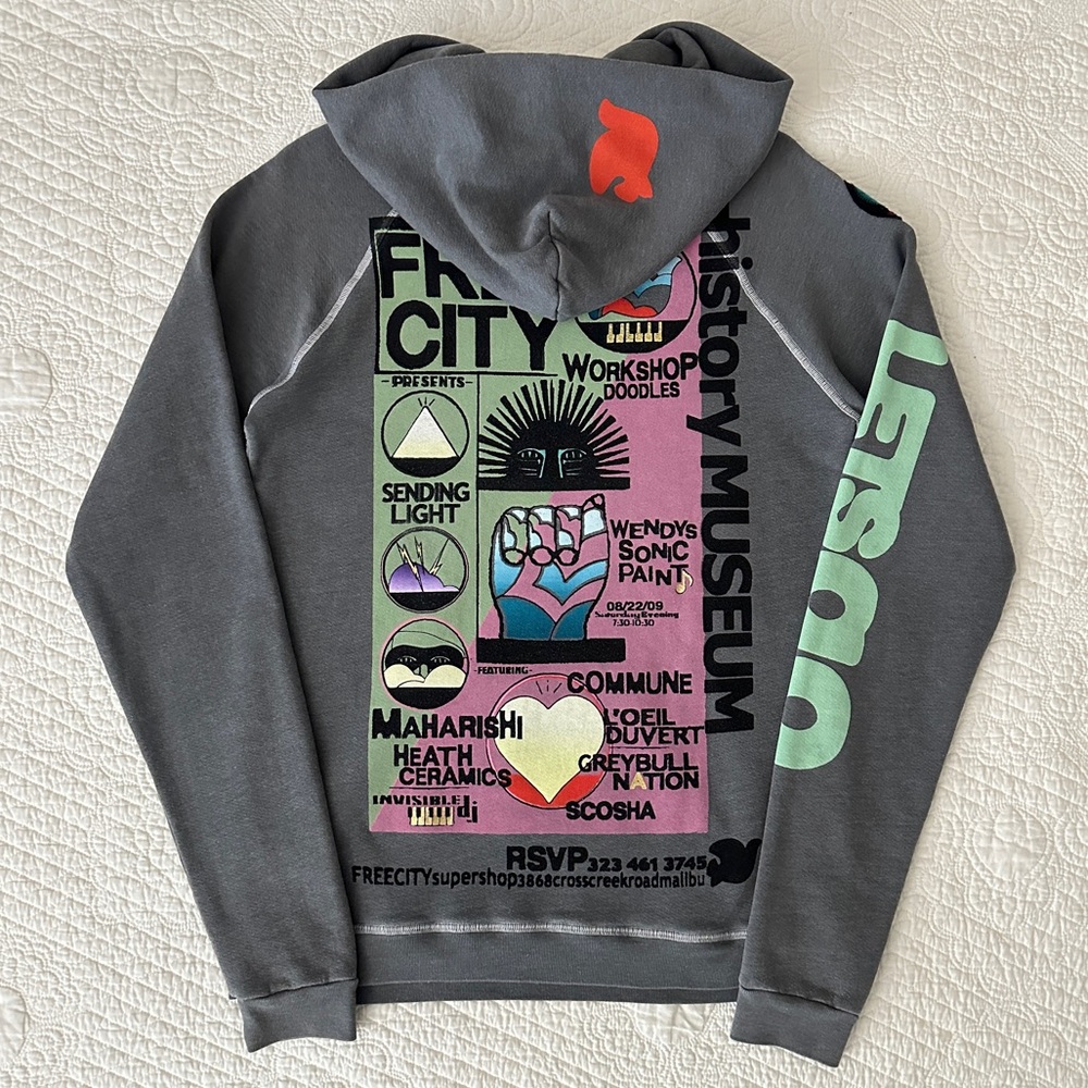 Free City Rare 2009 Natural History Museum Invite Graphic Hoodie Sweatshirt